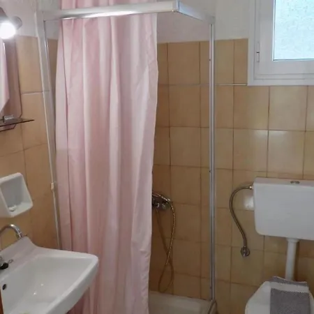 Afrodite 12 Spacious Apartment Αγία Ευφημία
